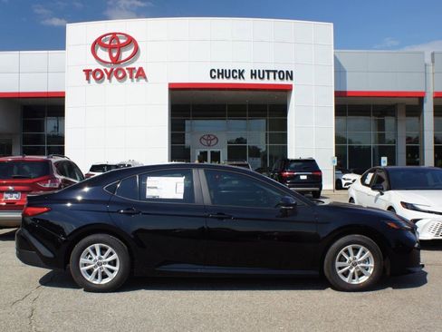 New 2026 Toyota Camry LE image 10