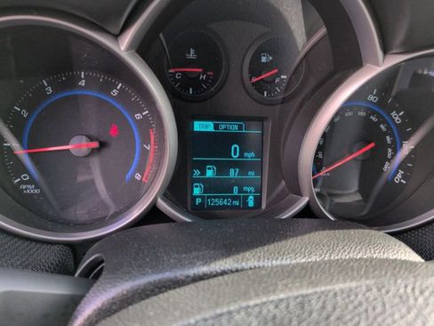 Used 2016 Chevrolet Cruze LT image 17