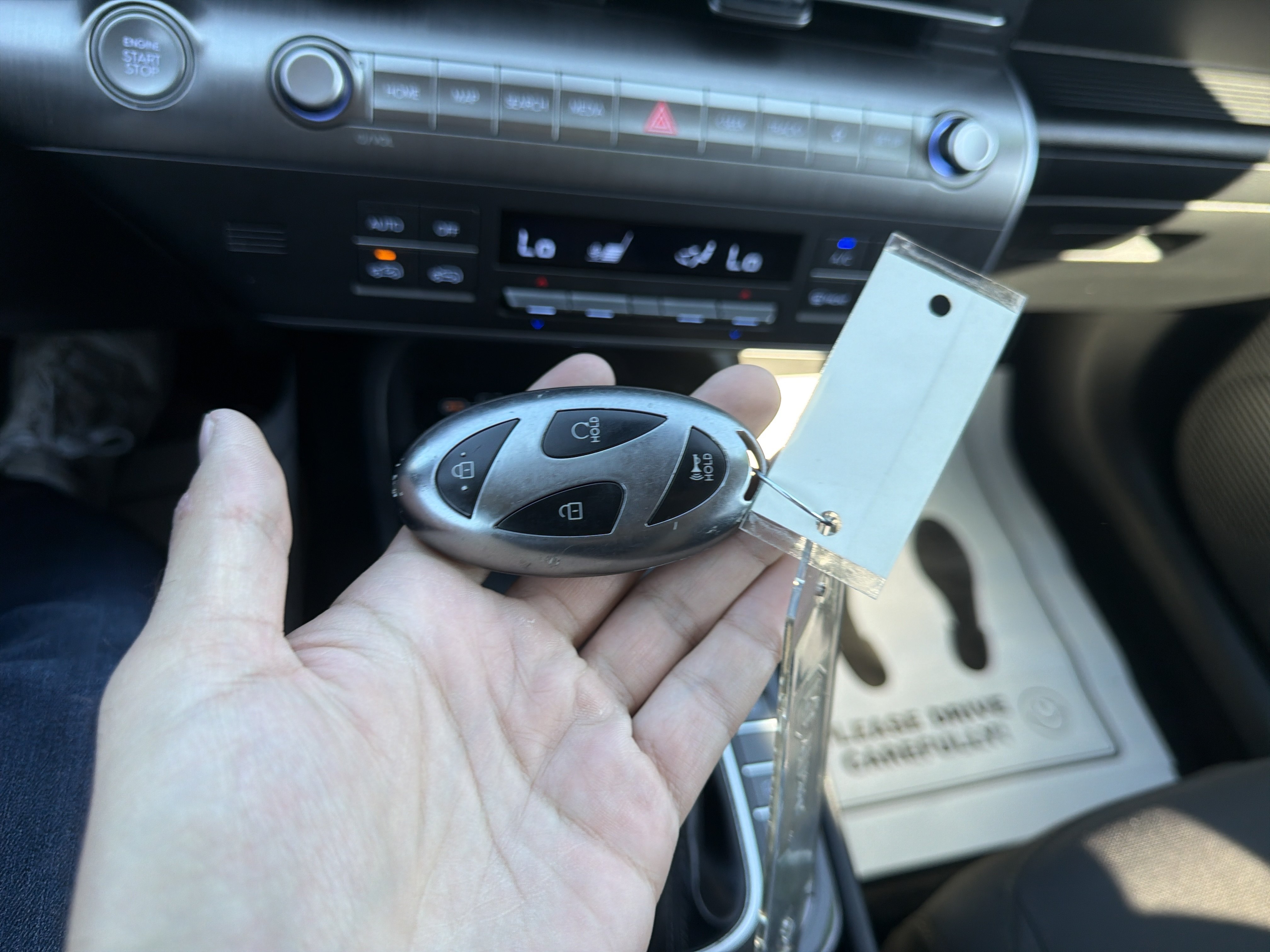Used 2025 Hyundai Kona SEL FWD image 31
