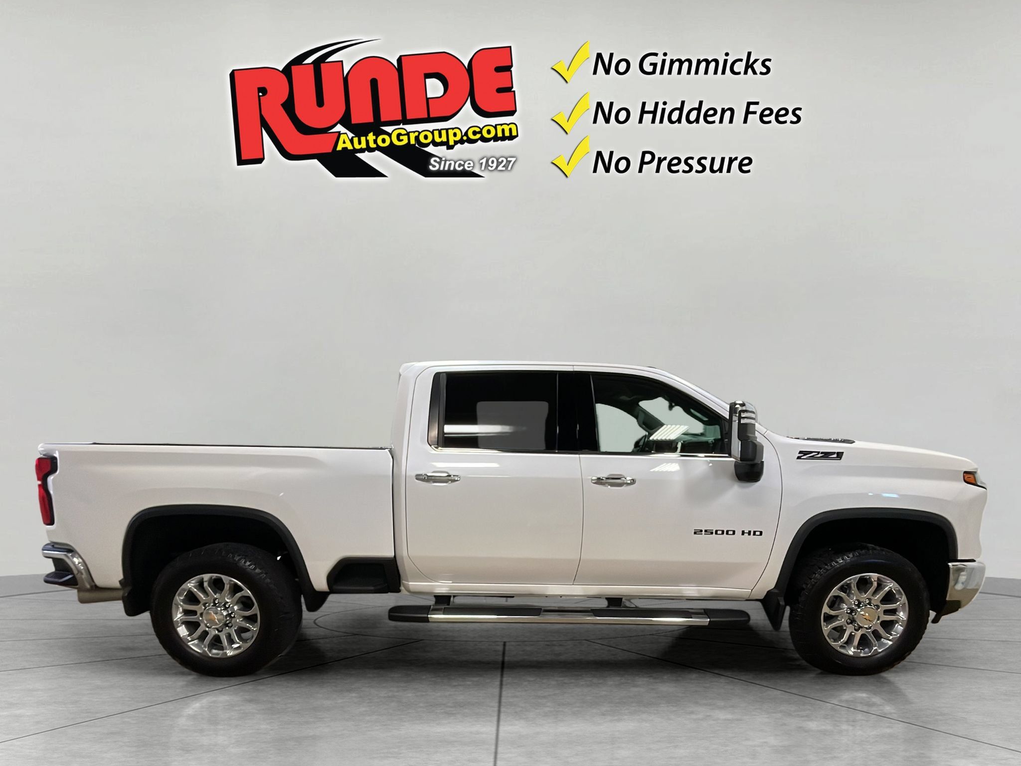 Used 2024 Chevrolet Silverado 2500 LTZ w/ LTZ Convenience Package AWD/4WD image 7