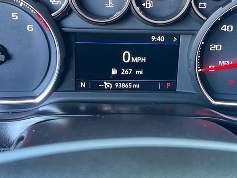 Used 2019 Chevrolet Silverado 1500 RST w/ All-Star Edition RWD image 30