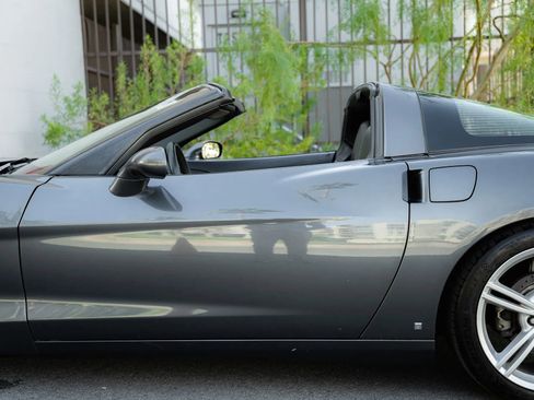 Used 2009 Chevrolet Corvette Coupe w/ Preferred Equipment Group image 60