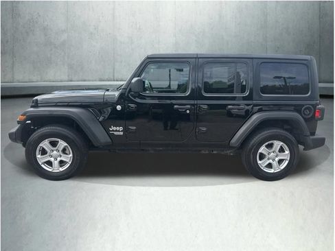 Used 2020 Jeep Wrangler Unlimited Sport S AWD/4WD image 2