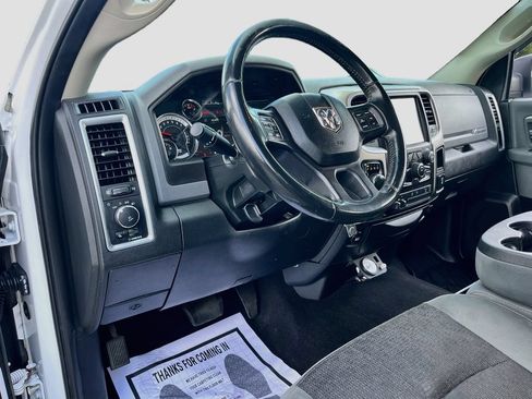 Used 2018 RAM 1500 Big Horn RWD image 9