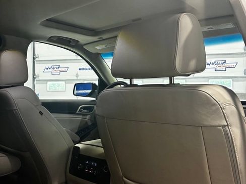 Used 2019 GMC Yukon Denali AWD/4WD image 48
