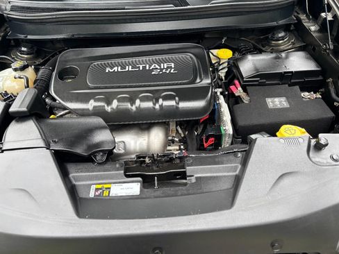Used 2014 Jeep Cherokee Limited FWD image 12