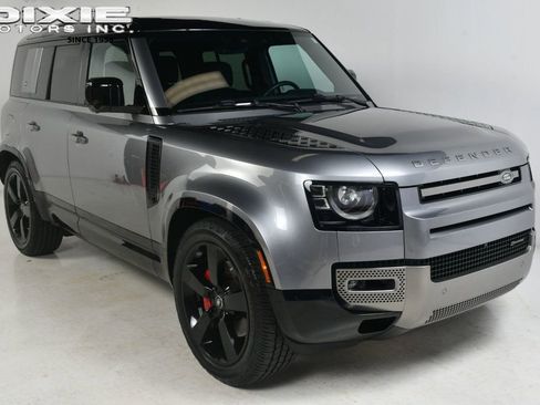 Used 2023 Land Rover Defender 110 X-Dynamic SE image 1