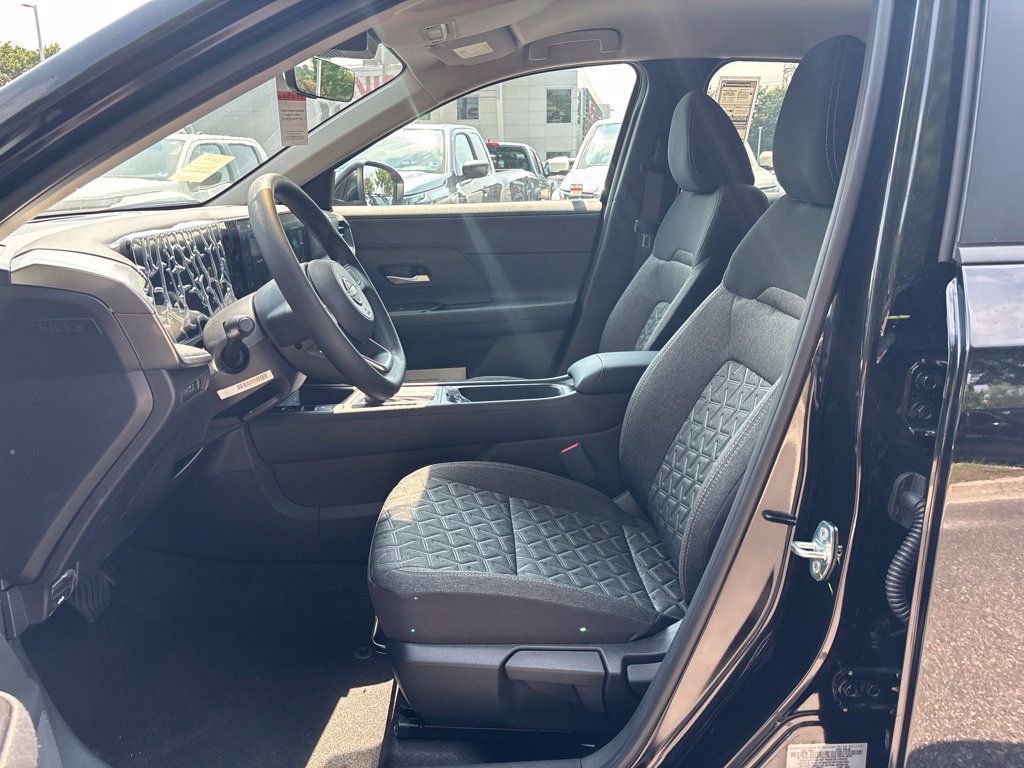 New 2026 Nissan Kicks SV w/ Interior Electronics Package FWD image 14