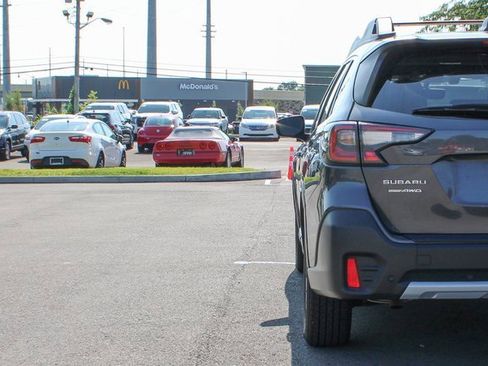 Used 2021 Subaru Outback Limited XT image 45