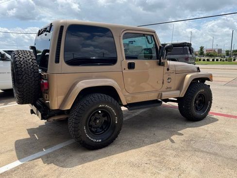Used 2000 Jeep Wrangler Sahara AWD/4WD image 5