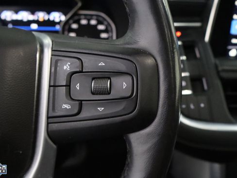 Used 2021 GMC Yukon SLT w/ SLT Premium Package image 17