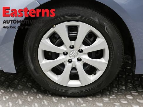 Used 2024 Toyota Corolla LE FWD image 29
