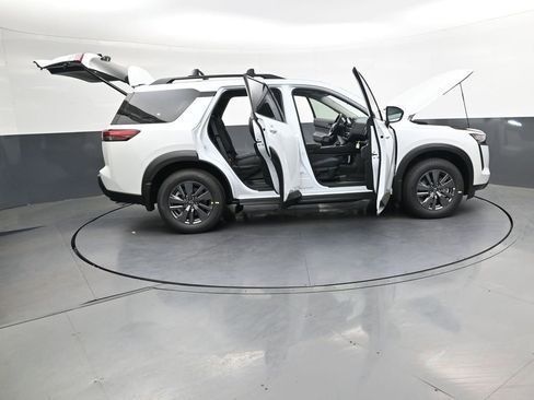 New 2026 Nissan Pathfinder SV FWD image 47
