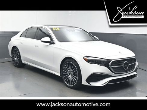 Used 2025 Mercedes-Benz E 350 Sedan image 1