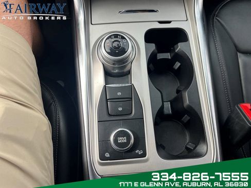 Used 2023 Ford Explorer XLT w/ Equipment Group 202A image 25