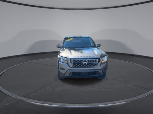 Used 2024 Nissan Frontier SV image 5