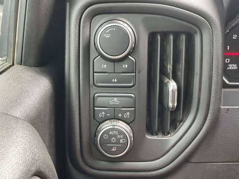 Used 2021 Chevrolet Silverado 2500 Custom w/ Custom Value Package AWD/4WD image 26
