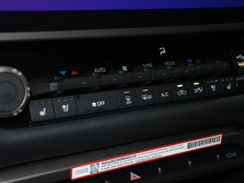 Used 2025 Toyota Tundra 1794 Edition image 15