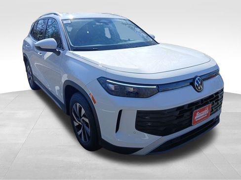 New 2026 Volkswagen Tiguan S image 7