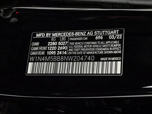 Used 2022 Mercedes-Benz GLB 35 AMG 4MATIC image 27