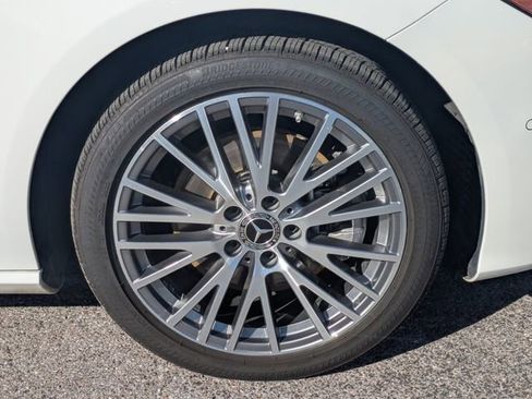 Used 2025 Mercedes-Benz CLA 250 4MATIC image 9