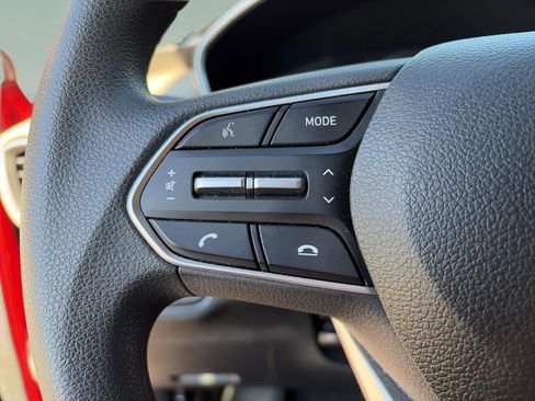 Used 2019 Hyundai Santa Fe SEL image 12