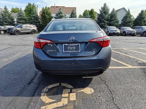 Used 2015 Toyota Corolla LE FWD image 2