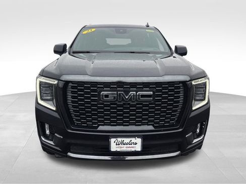 Used 2023 GMC Yukon XL Denali Ultimate AWD/4WD image 10