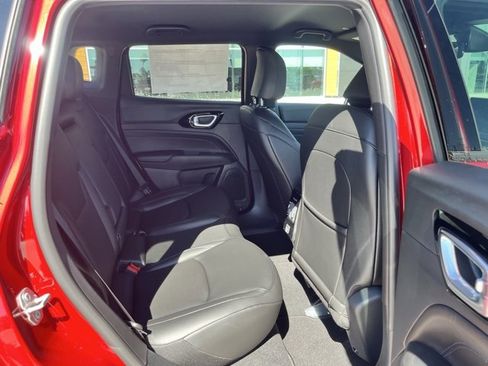 New 2026 Jeep Compass Limited image 20
