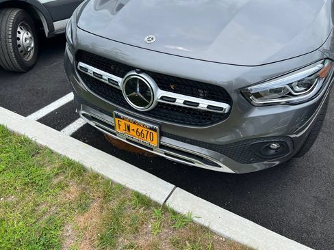 Used 2023 Mercedes-Benz GLA 250 4MATIC image 2
