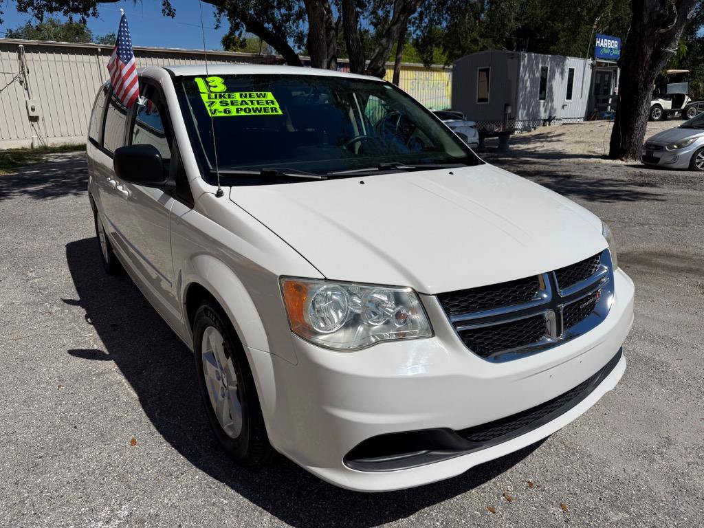 Used 2013 Dodge Grand Caravan SE FWD image 1
