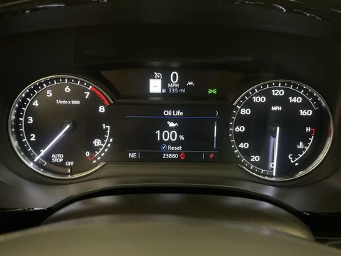 Used 2024 Cadillac XT6 Premium Luxury w/ LPO, Floor Liner Package FWD image 6