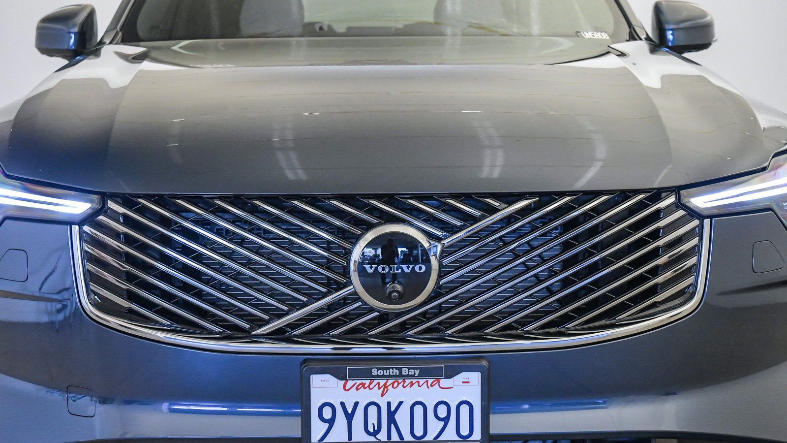 Certified 2026 Volvo XC90 B6 Plus w/ Protection Package AWD/4WD image 8