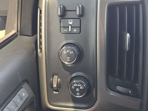 Used 2018 Chevrolet Silverado 2500 High Country w/ Duramax Plus Package AWD/4WD image 23