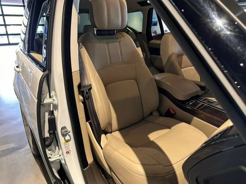 Used 2022 Land Rover Range Rover Westminster Edition AWD/4WD image 34