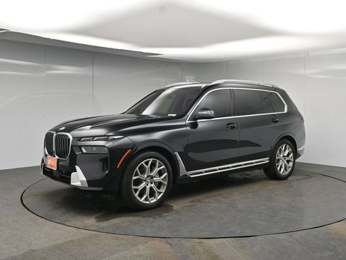 Used 2023 BMW X7 xDrive40i w/ Premium Package AWD/4WD image 1