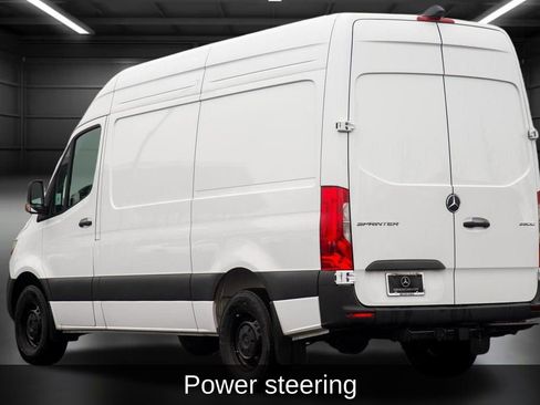 Used 2025 Mercedes-Benz Sprinter 2500 image 12