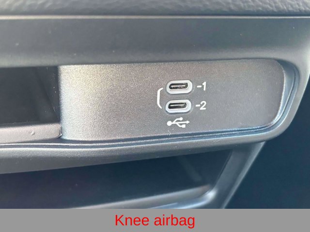 New 2027 Chrysler Pacifica Select AWD/4WD image 30