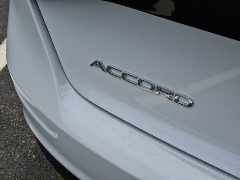 Certified 2024 Honda Accord EX image 31