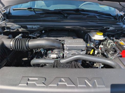 New 2026 RAM 1500 Laramie w/ Laramie Southwest Edition AWD/4WD image 16