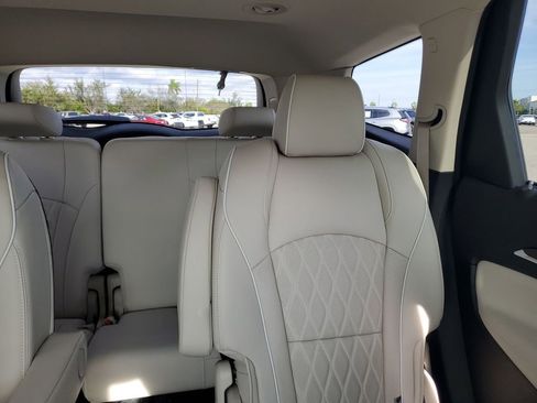 Used 2023 Buick Enclave Avenir w/ Avenir Technology Package image 14