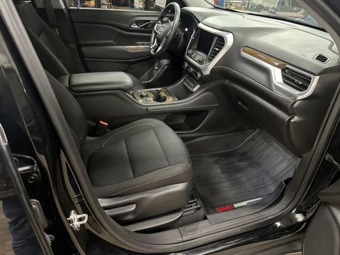 Used 2023 GMC Acadia SLE w/ Driver Convenience Package image 41