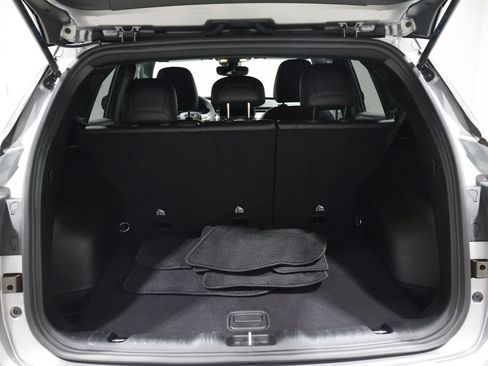 Used 2024 Jeep Compass Limited image 20