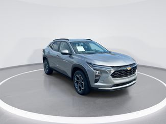 Used 2024 Chevrolet Trax LT w/ Driver Confidence Package FWD video 2