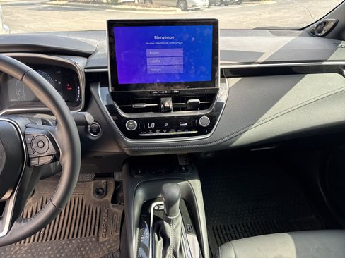 Used 2025 Toyota Corolla XSE FWD image 22