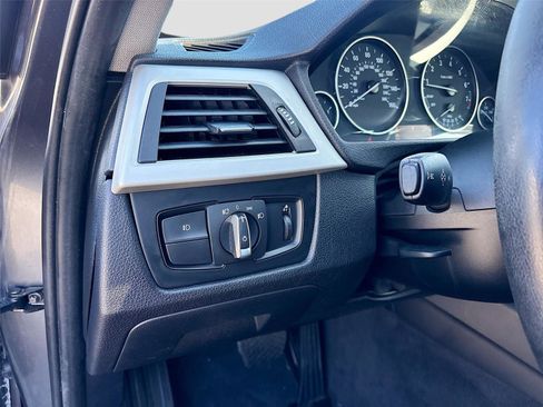 Used 2013 BMW 328i Sedan image 11