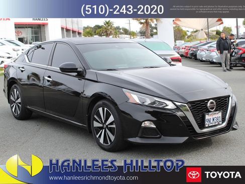 Used 2022 Nissan Altima 2.5 SV image 5