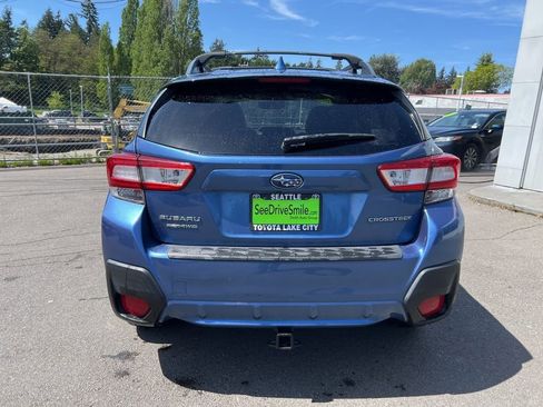 Used 2018 Subaru Crosstrek 2.0i Premium AWD/4WD image 5
