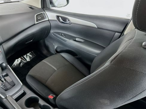 Used 2017 Nissan Sentra S image 20