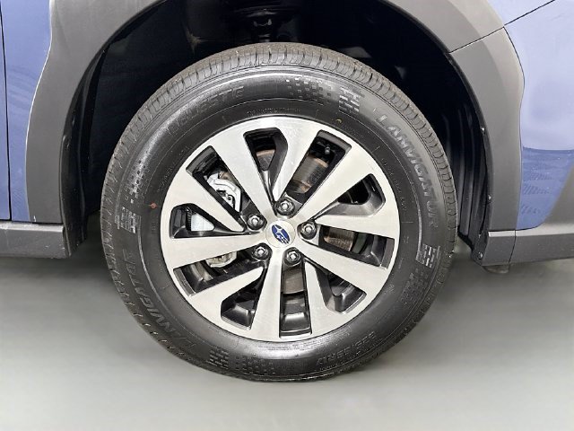 Used 2025 Subaru Outback AWD/4WD image 30